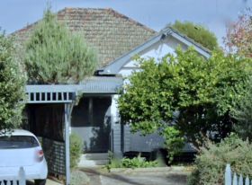 The house as moved to Anne St House